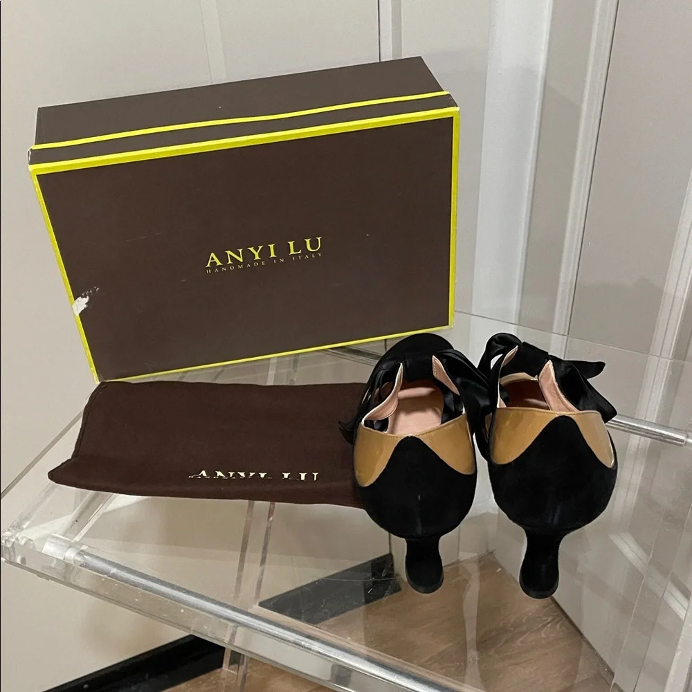 Anyi Lu JOLIE Black and (Blush) Tan Heels with Bow